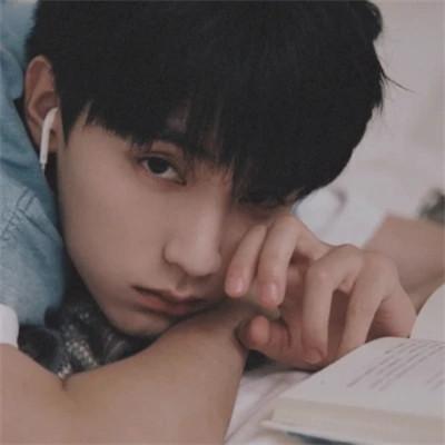 氛围感拉满的小众头像男58张，宝藏男孩！