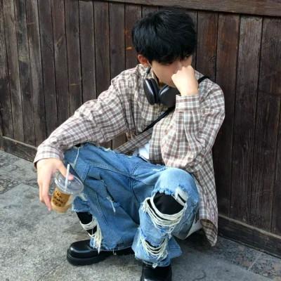 新鲜炫酷，2023最火微信男生头像