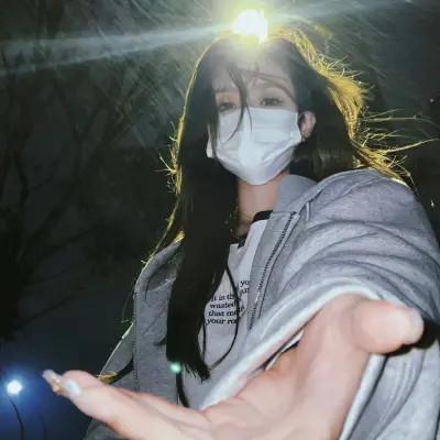 2023最新款情侣头像真人一男一女