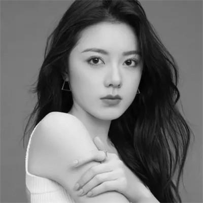 女黑白头像图片真人版52张，逆流而上的黑白文化
