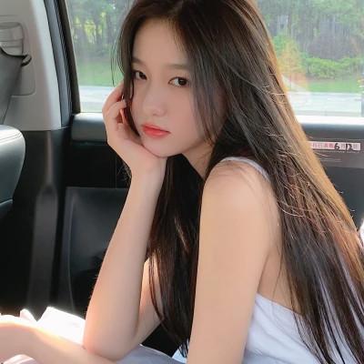 ins温柔女生头像48张
