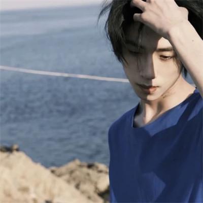 氛围感拉满的小众头像男58张，宝藏男孩！