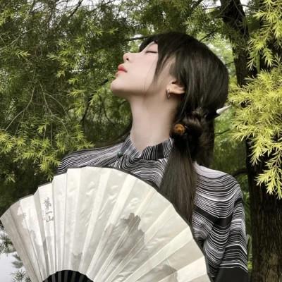 2023最新个性女生QQ头像图片