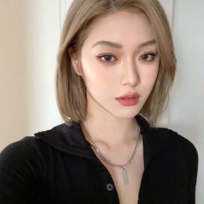 2023年最火爆的女孩头像