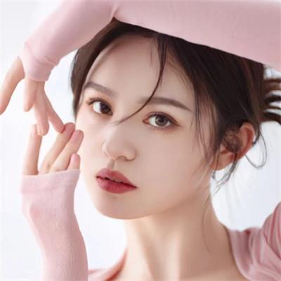 一眼惊艳的女生头像32张