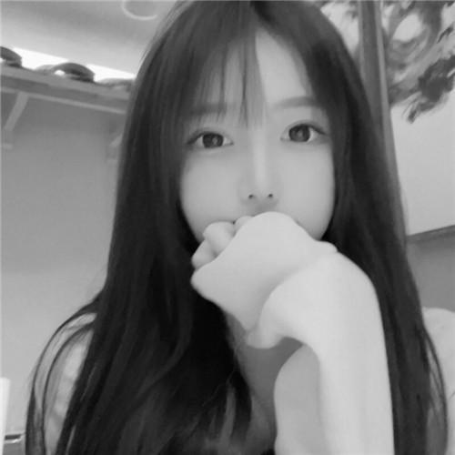 高级范黑白女生头像图片32张