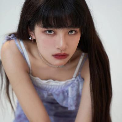 ins温柔女生头像48张