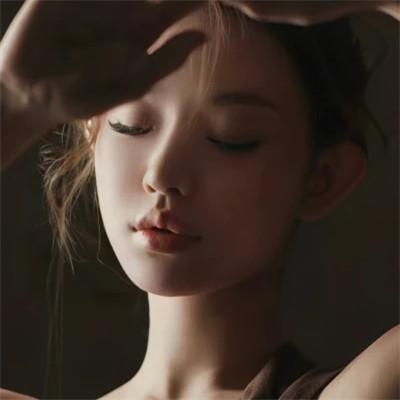 一眼惊艳的女生头像32张