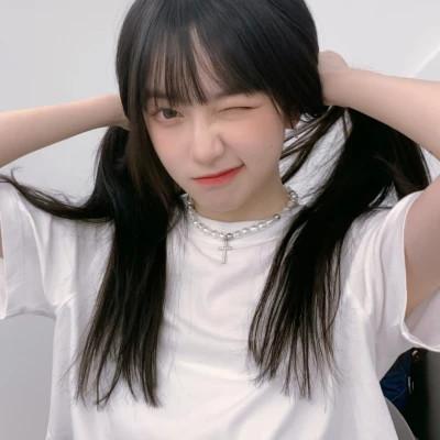 ins温柔女生头像48张