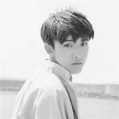 84张男生黑白高级感头像
