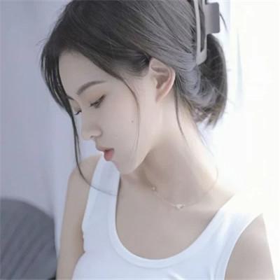 一眼惊艳的女生头像32张