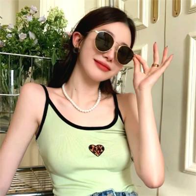 好看的绿色头像女生高清图片36张，清新透亮