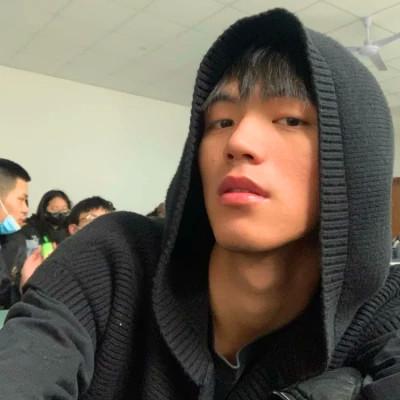 超级好看的2023微信男生头像，绝不能错过！