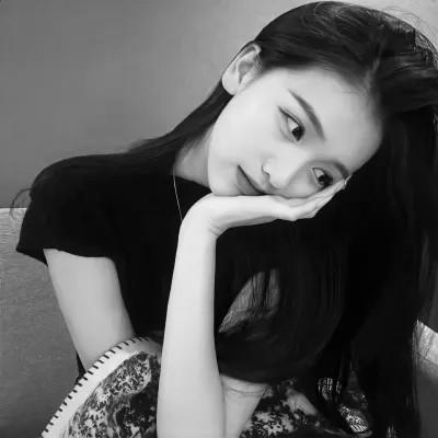 女黑白头像图片真人版52张，逆流而上的黑白文化