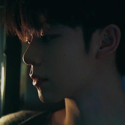 氛围感拉满的小众头像男58张，宝藏男孩！