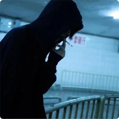 氛围感拉满的小众头像男58张，宝藏男孩！