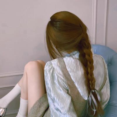 超级好看的女生背影头像图片来啦！