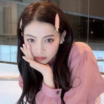 qq女生头像ins高级质感40张