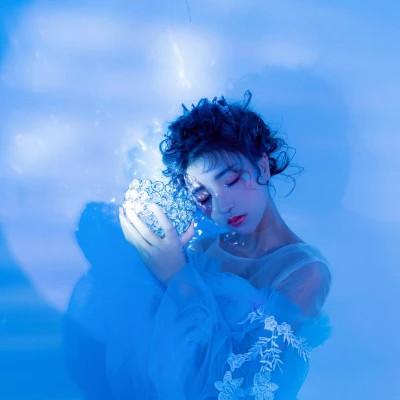 清新干净又治愈的女生头像图片42张