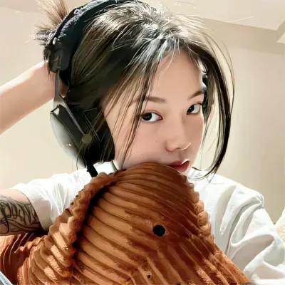 头像高端风格女生19张