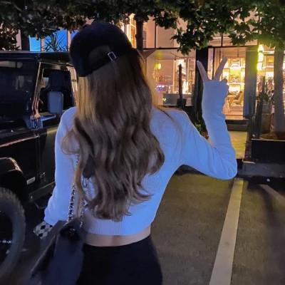 迷人女生背影头像100张，别有一番韵味美！