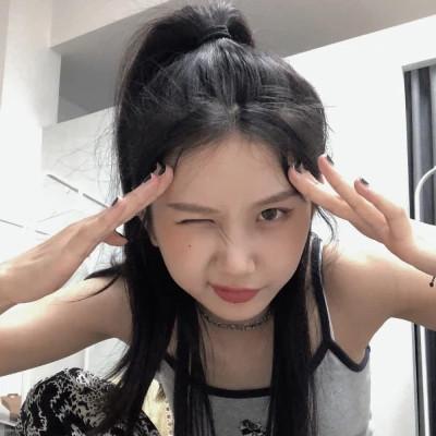 ins温柔女生头像48张