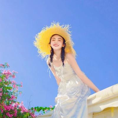 清新干净又治愈的女生头像图片42张