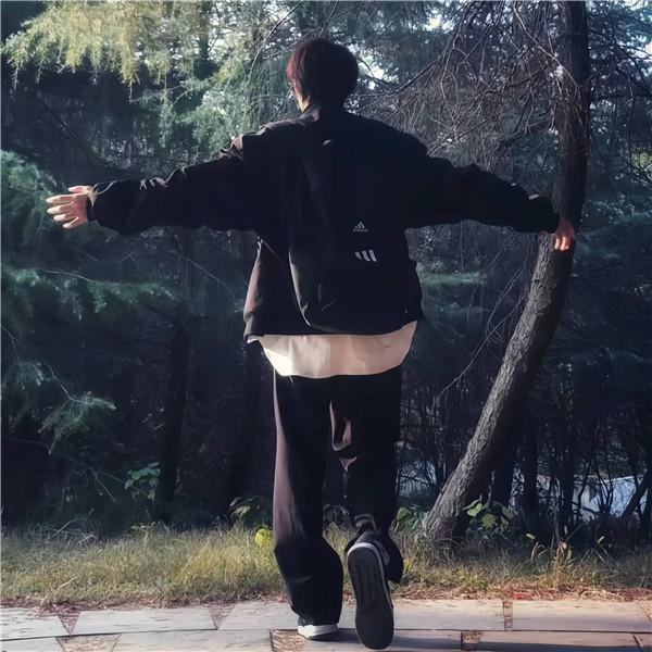 成熟高冷痞帅男生头像图片（精选32张）