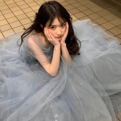 微信头像漂亮大方女生35张