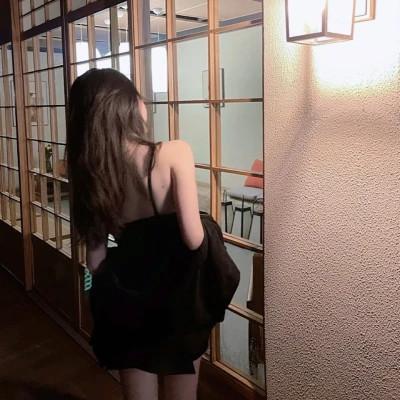 迷人女生背影头像100张，别有一番韵味美！