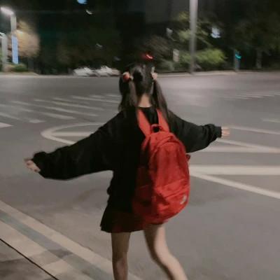 超级好看的女生背影头像图片来啦！