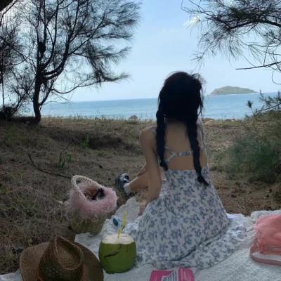 迷人女生背影头像100张，别有一番韵味美！