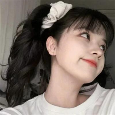 微信头像漂亮大方女生35张