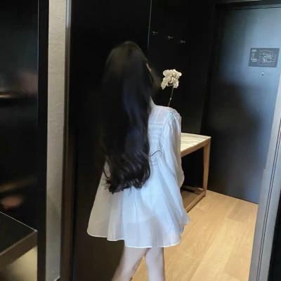 迷人女生背影头像100张，别有一番韵味美！