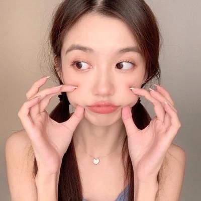 ins温柔女生头像48张