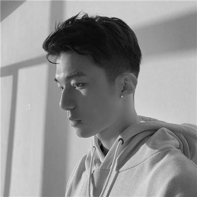 84张男生黑白高级感头像