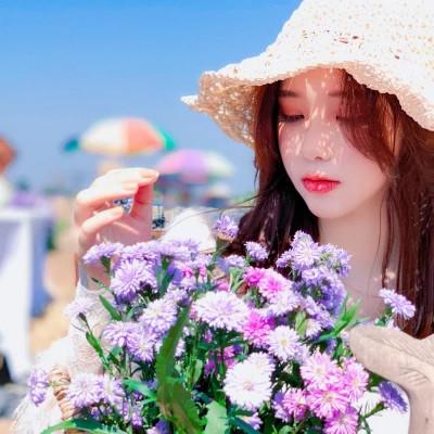 清新干净又治愈的女生头像图片42张
