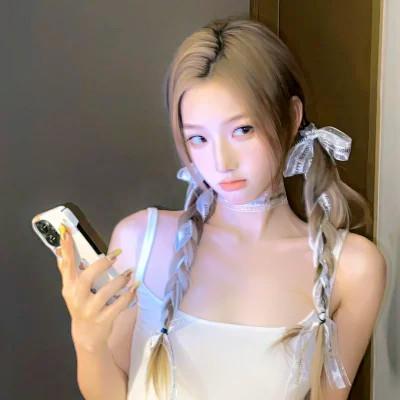 不能错过的100张高质量女生头像来啦！