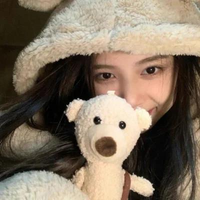 微信头像漂亮大方女生35张