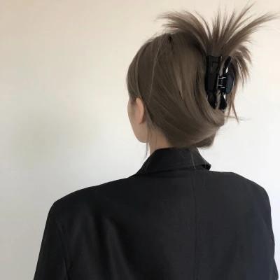 迷人女生背影头像100张，别有一番韵味美！