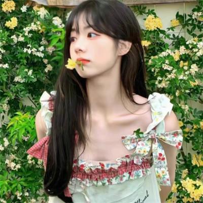 好看的绿色头像女生高清图片36张，清新透亮