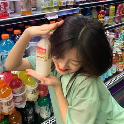 好看的绿色头像女生高清图片36张，清新透亮