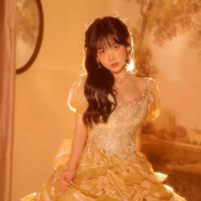 微信头像漂亮大方女生35张