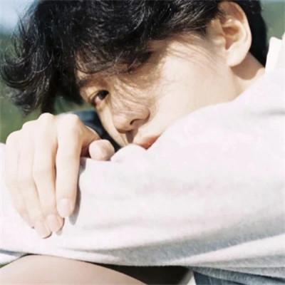 氛围感拉满的小众头像男58张，宝藏男孩！