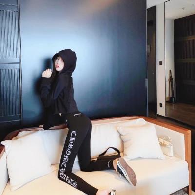 女头像酷全身32张