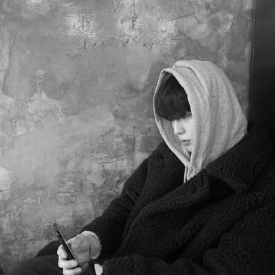 61张高级黑白男生头像