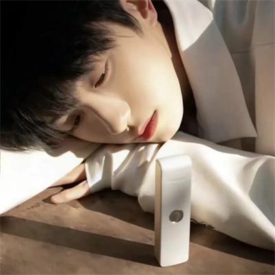 氛围感拉满的小众头像男58张，宝藏男孩！