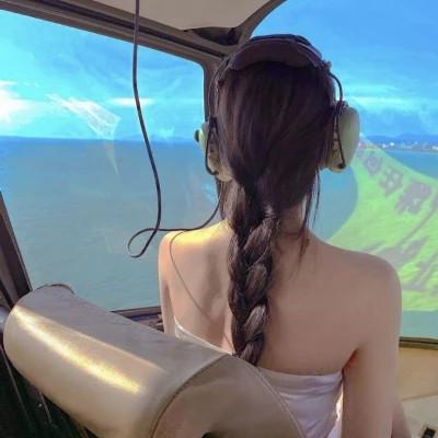 迷人女生背影头像100张，别有一番韵味美！
