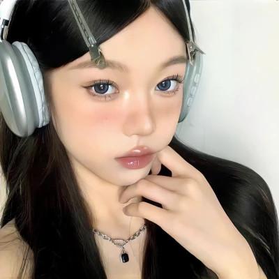 头像高端风格女生19张