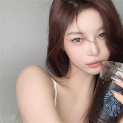 好看又成熟的头像女生46张
